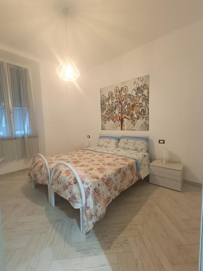 Casa Vacanze Via Nizza 57 Zinola-Wifi 사보나 외부 사진