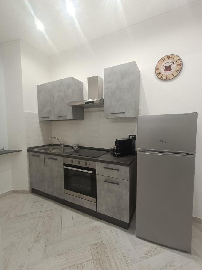 Casa Vacanze Via Nizza 57 Zinola-Wifi 사보나 외부 사진
