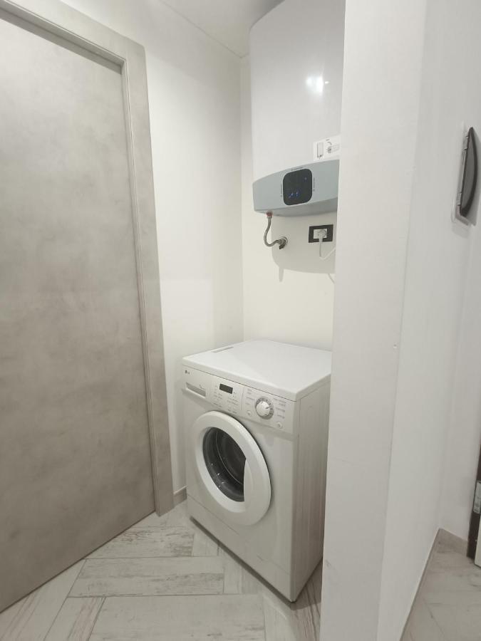 Casa Vacanze Via Nizza 57 Zinola-Wifi 사보나 외부 사진
