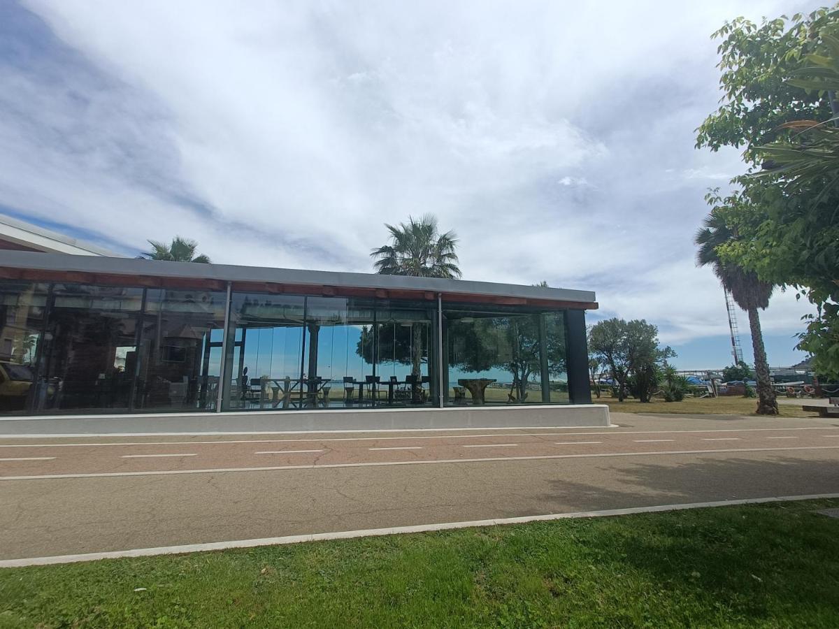 Casa Vacanze Via Nizza 57 Zinola-Wifi 사보나 외부 사진