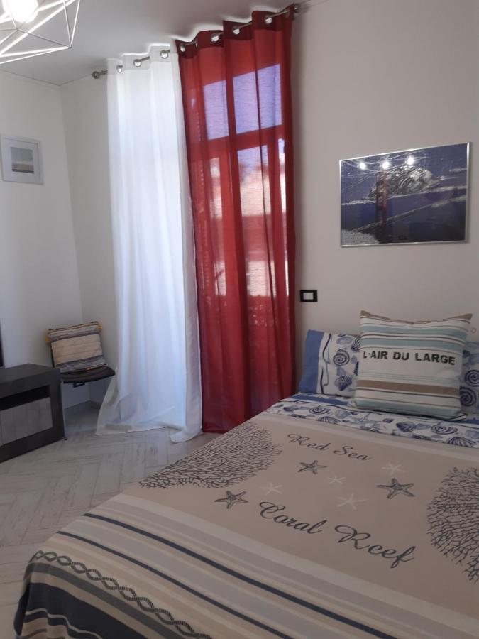 Casa Vacanze Via Nizza 57 Zinola-Wifi 사보나 외부 사진